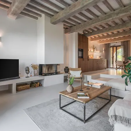 Coratina Gorgeous With Pool, Montaione, Toscana Appartamento *