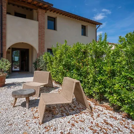 Coratina Gorgeous With Pool, Montaione, Toscana 蒙塔约内